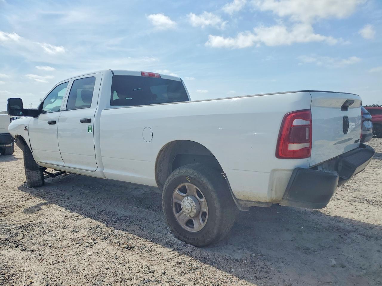 2023 Ram 3500 Tradesman - Фото 2