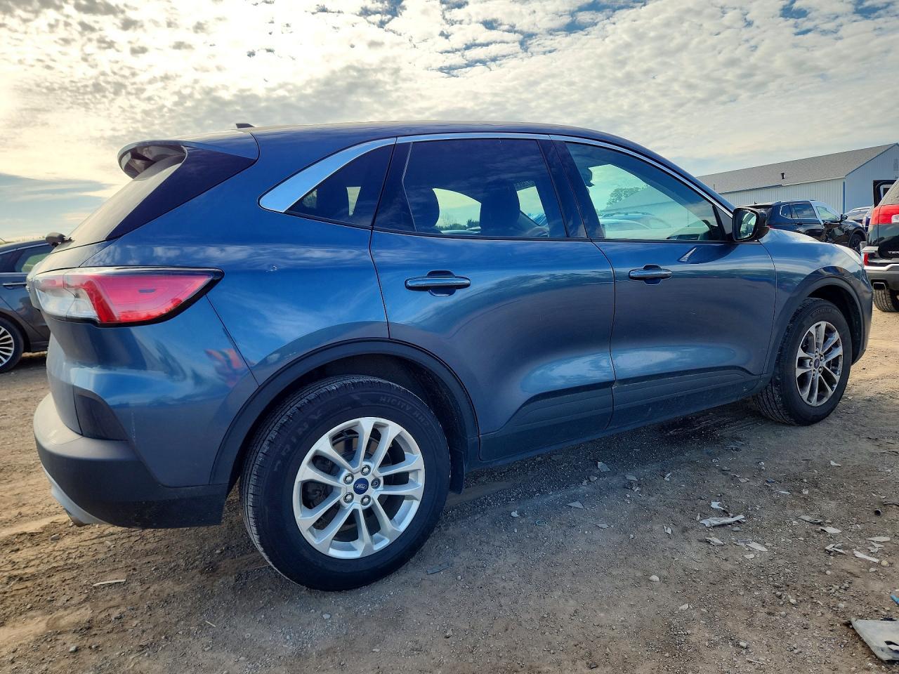 2020 Ford Escape Se - Фото 3