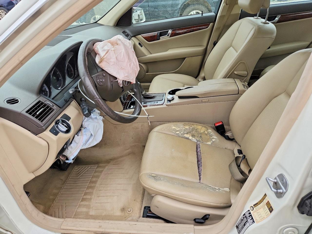 2011 Mercedes-Benz C 300 4Matic - Фото 7