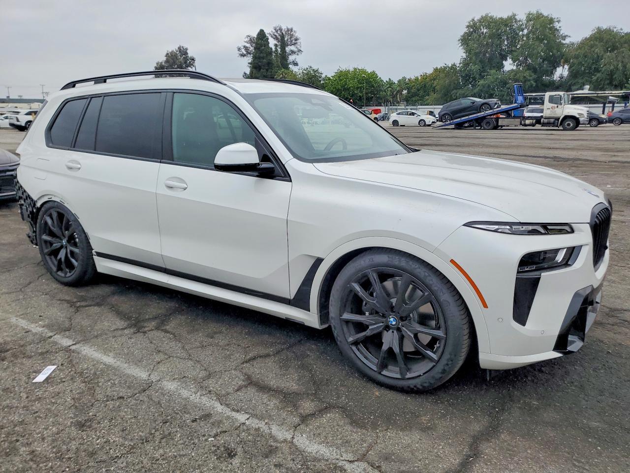 2026 BMW X7 xDrive40I - Image 4