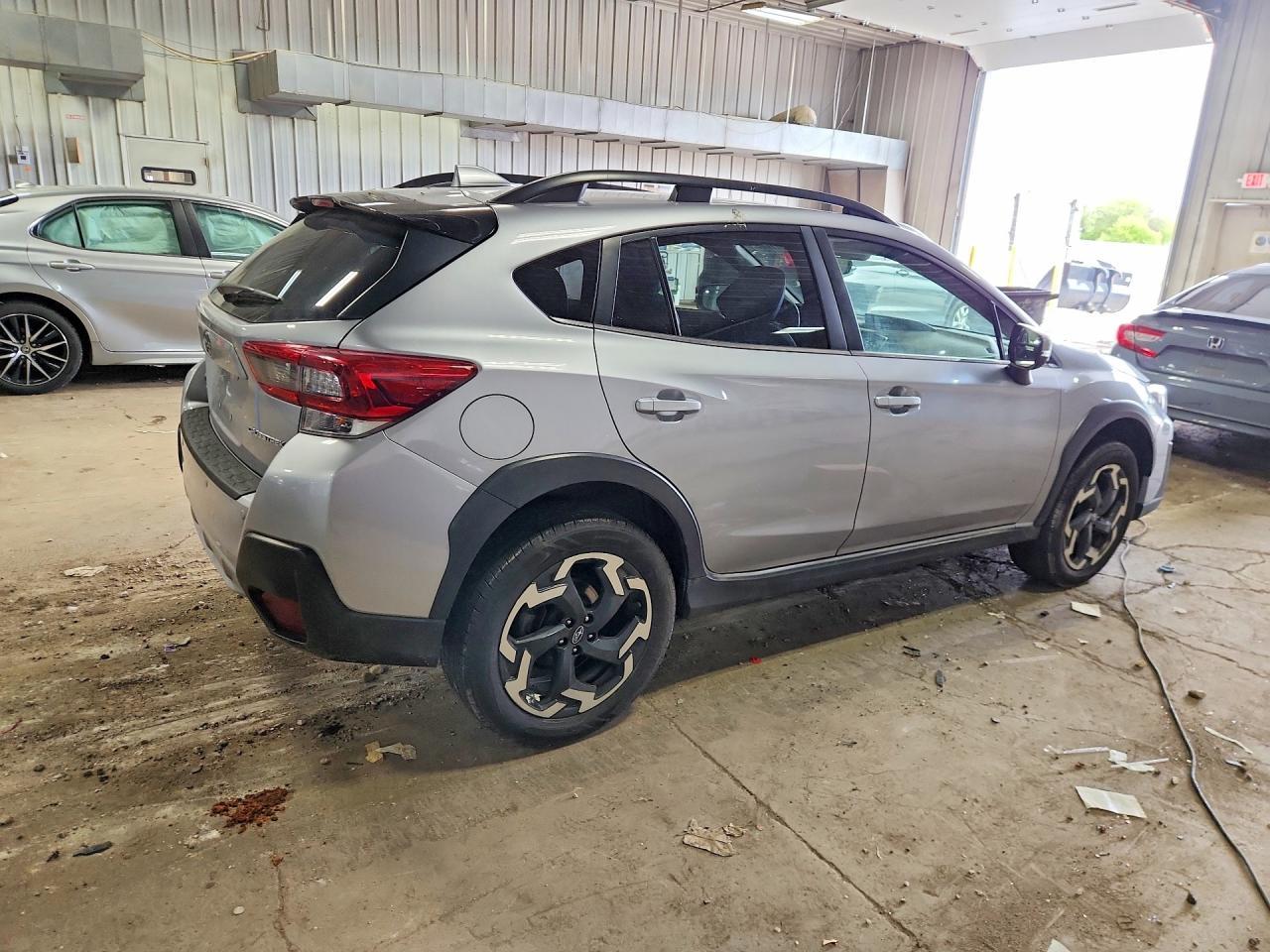 2023 Subaru Crosstrek Limited - Фото 3