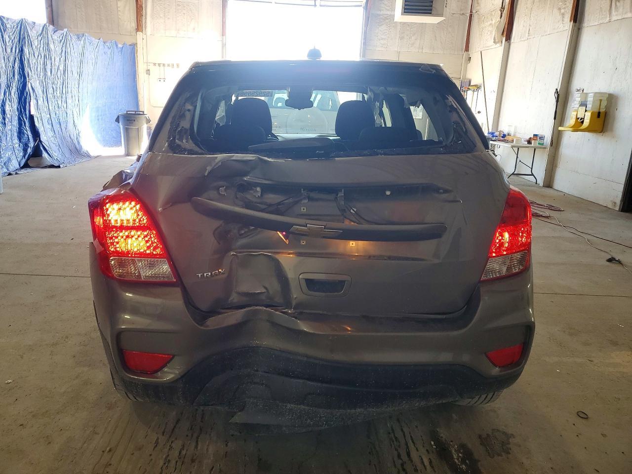 2020 Chevrolet Trax Ls - Image 6