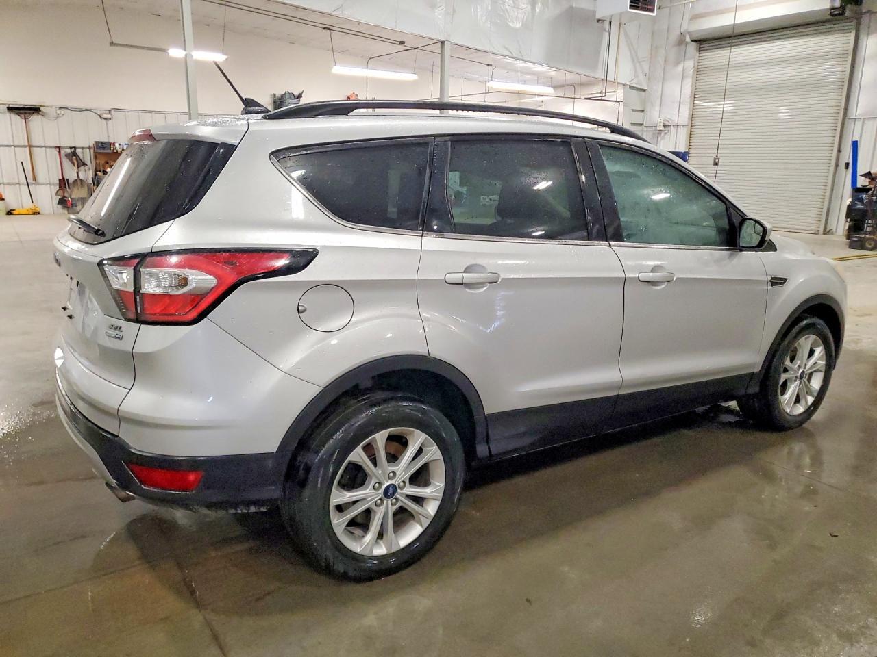 2018 Ford Escape Sel - Фото 3