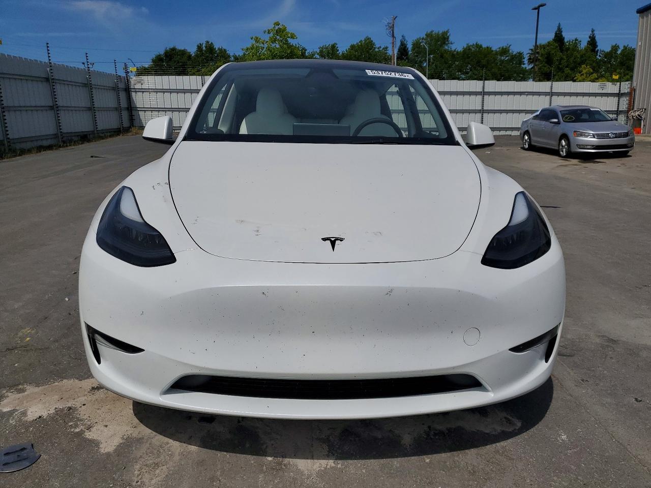 2023 Tesla Model Y - Image 5