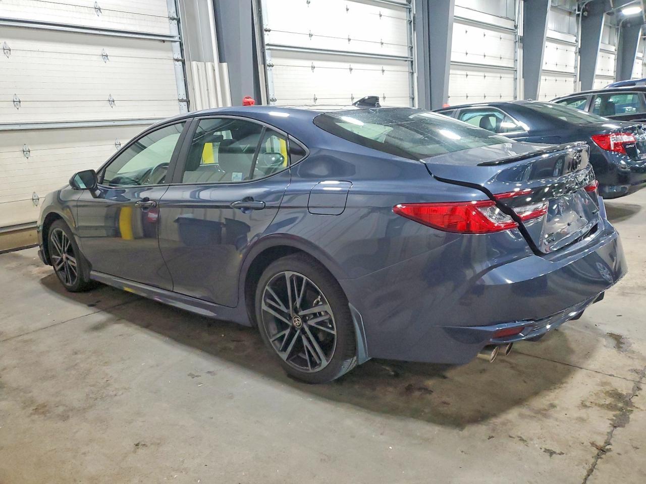 2026 Toyota Camry Xse - Фото 2