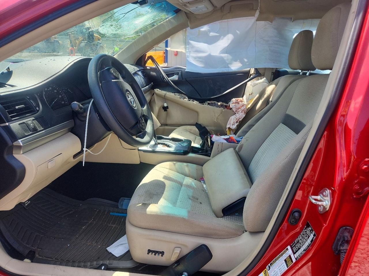 2014 Toyota Camry Le - Фото 7