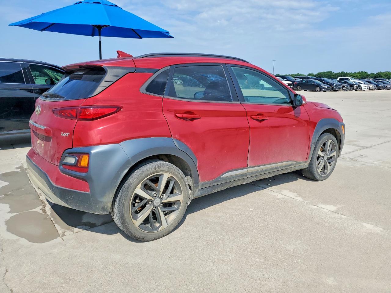 2021 Hyundai Kona Limited - Image 3