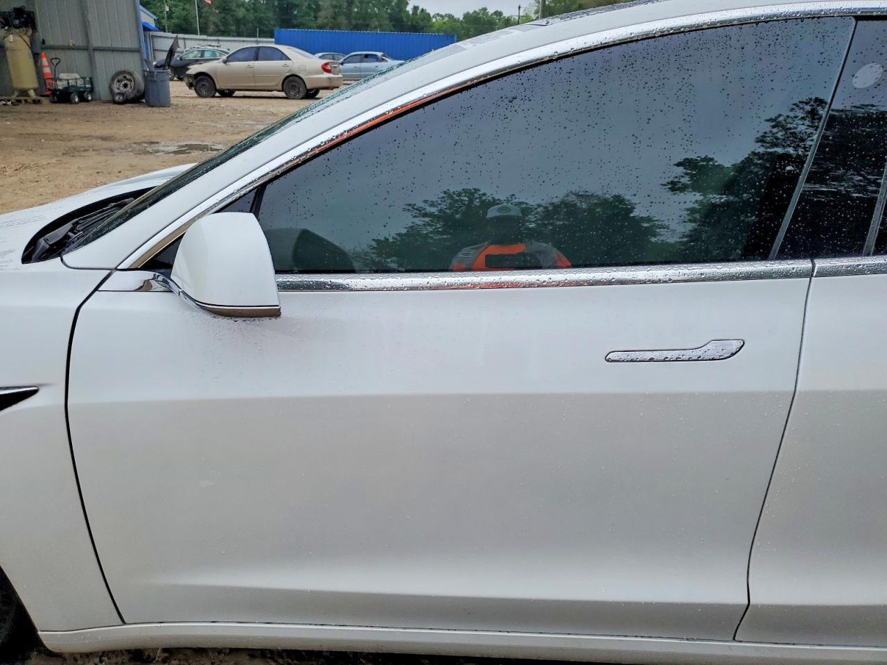 2020 Tesla Model 3 - Image 7