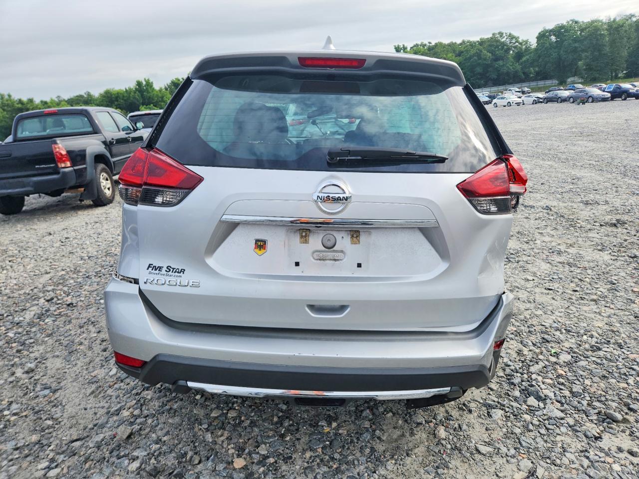 2020 Nissan Rogue S - Фото 6