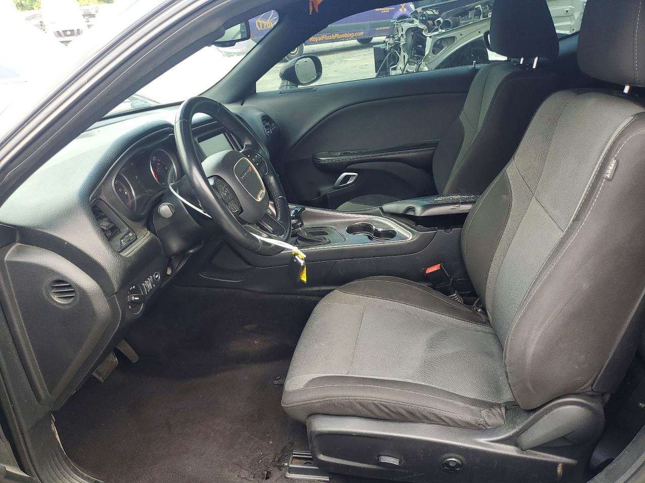 2016 Dodge Challenger Sxt - Image 7