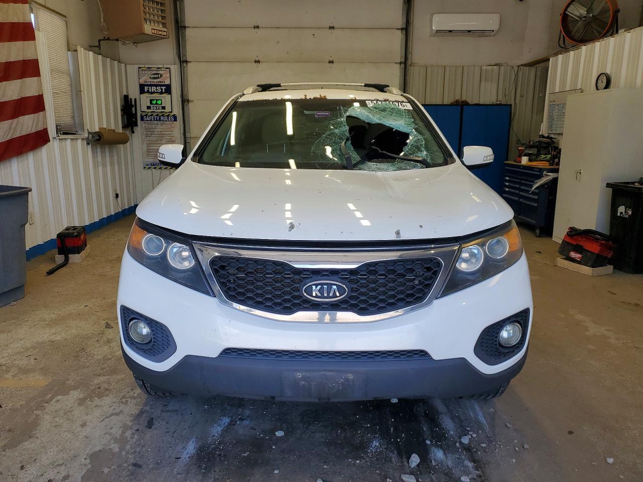 2012 Kia Sorento Lx - Image 5