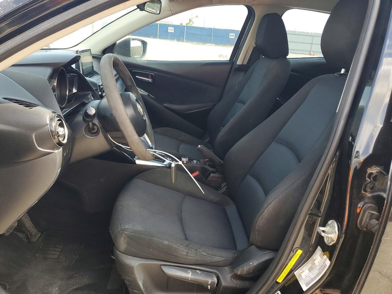 2018 Toyota Yaris Ia Base - Фото 7