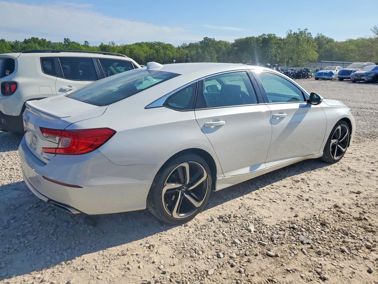 2020 Honda Accord Sport - Фото 3