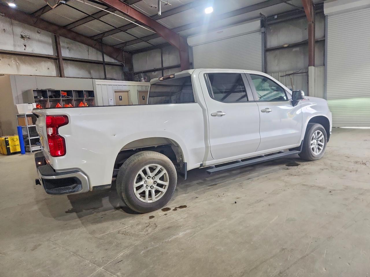 2019 Chevrolet Silverado K1500 Lt - Фото 3