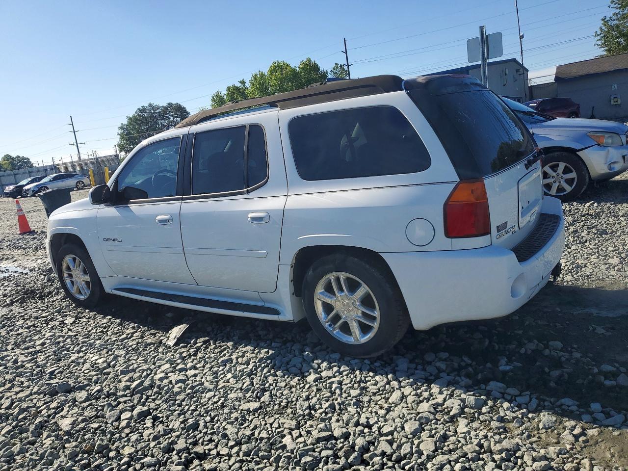 2006 GMC Envoy Denali Xl - Image 2