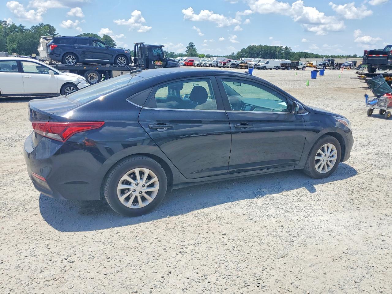 2022 Hyundai Accent Sel - Фото 3