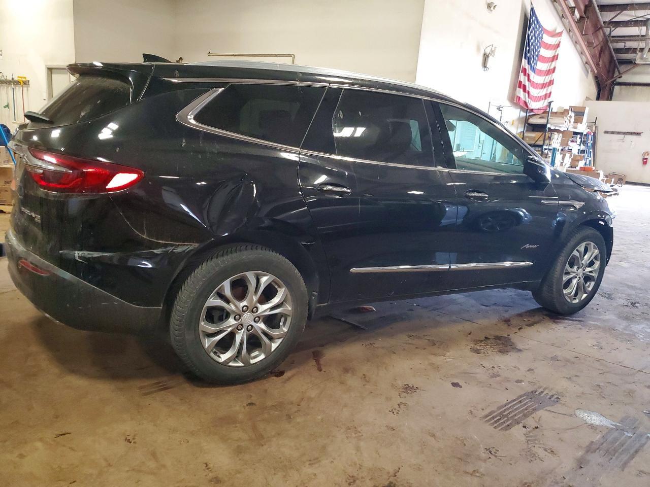 2018 Buick Enclave Avenir - Image 3