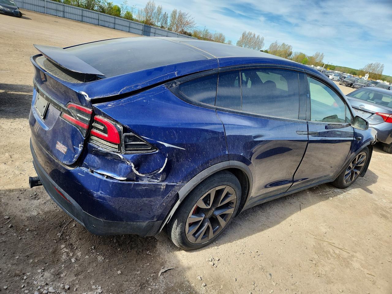 2023 Tesla Model X - Фото 3