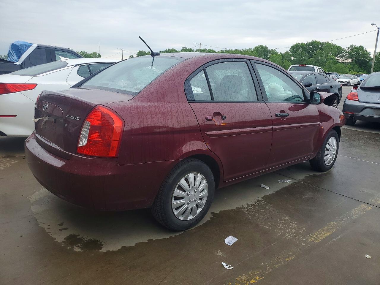 2010 Hyundai Accent Gls - Фото 3