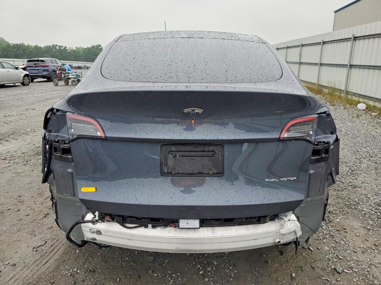 2022 Tesla Model Y - Фото 6