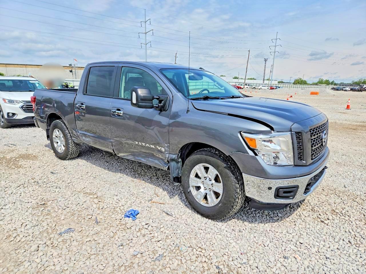 2019 Nissan Titan Sv - Фото 4
