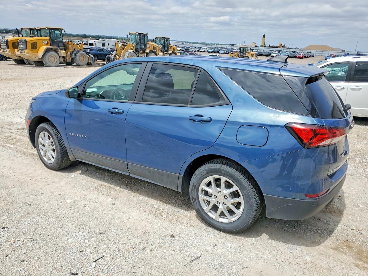 2024 Chevrolet Equinox Ls - Фото 2