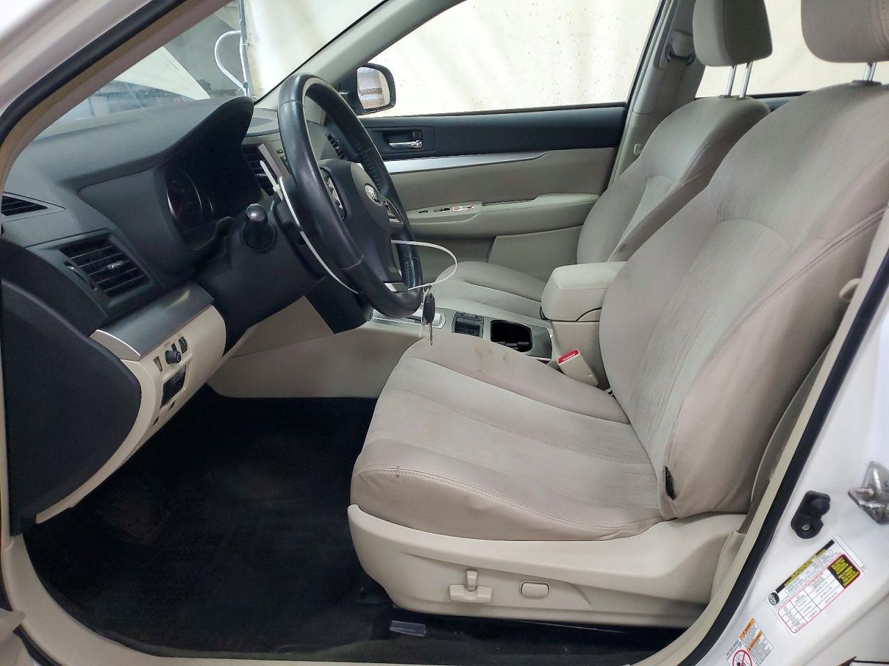 2014 Subaru Legacy 2.5I Premium - Фото 7