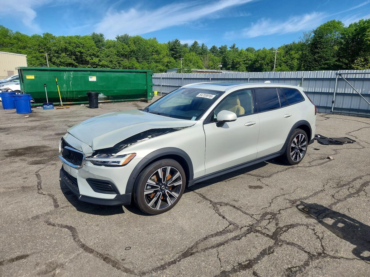 2020 Volvo V60 Cross Country T5 Momentum