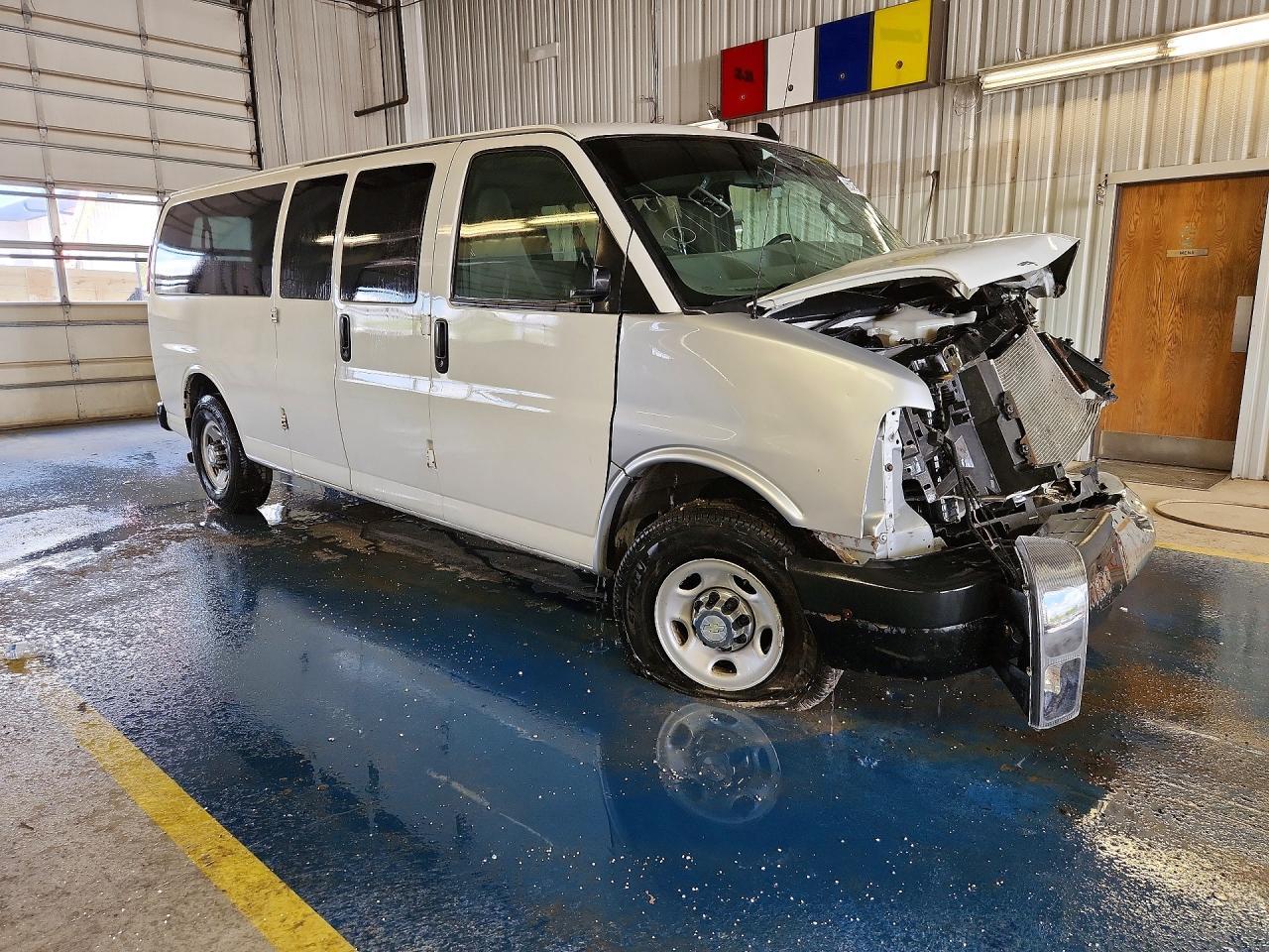 2016 Chevrolet Express G3500 Lt - Фото 4