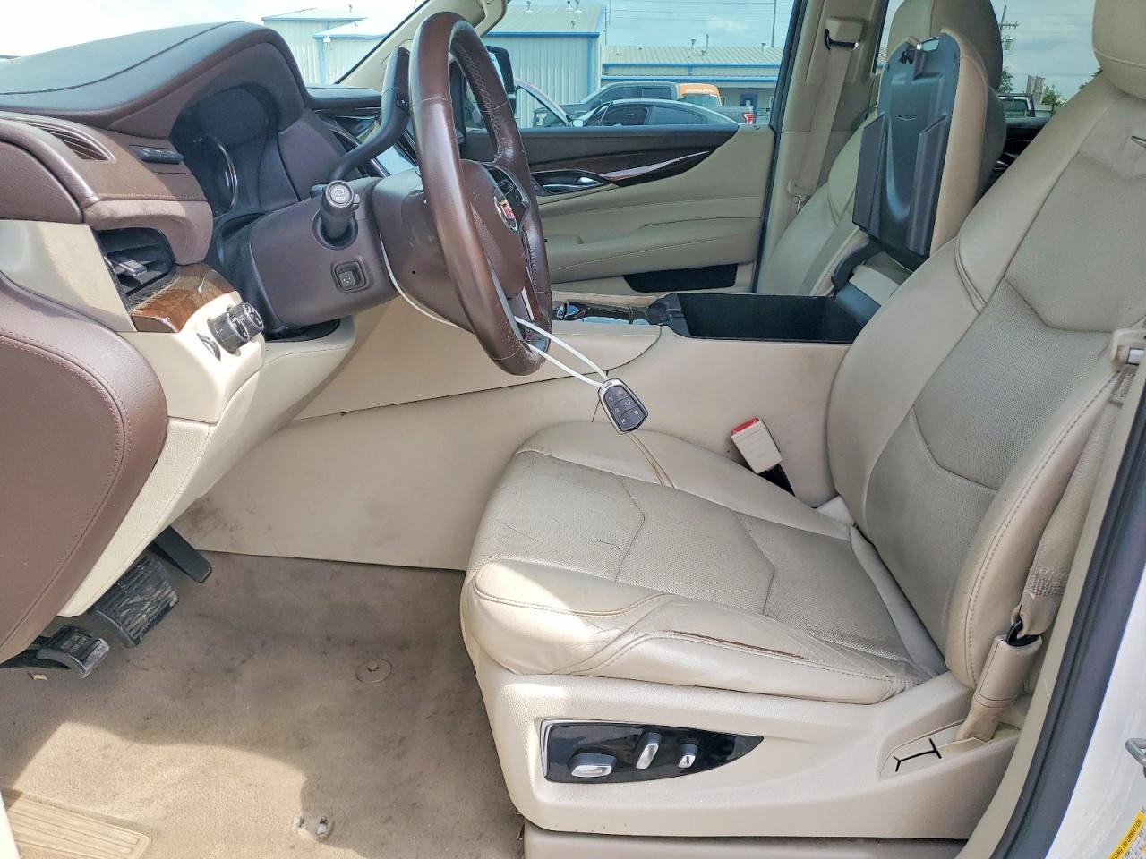 2016 Cadillac Escalade Luxury - Фото 7