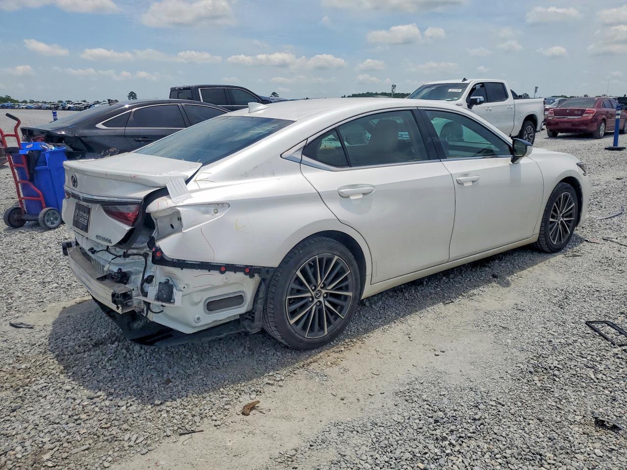 2023 Lexus Es 300H Base - Фото 3