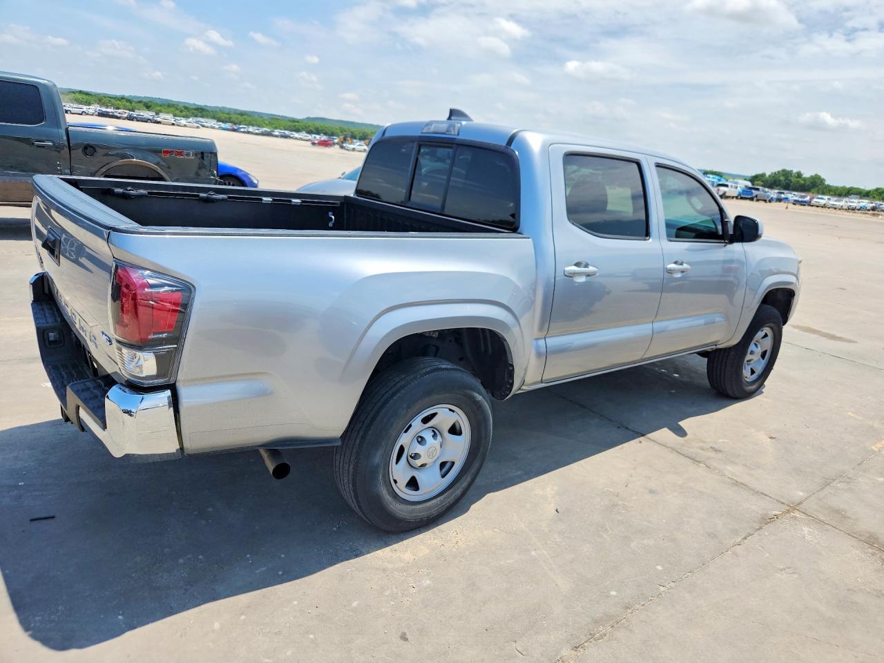 2023 Toyota Tacoma Sr V6 - Image 3