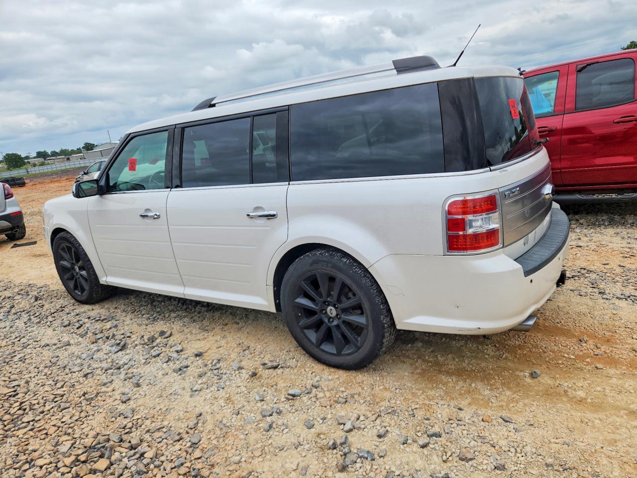 2010 Ford Flex Limited - Image 2