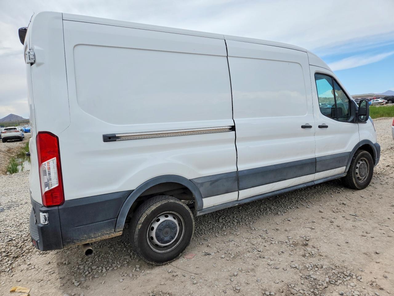 2022 Ford Transit T-250 - Фото 3