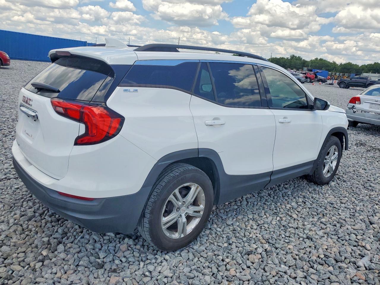 2019 GMC Terrain Sle - Image 3