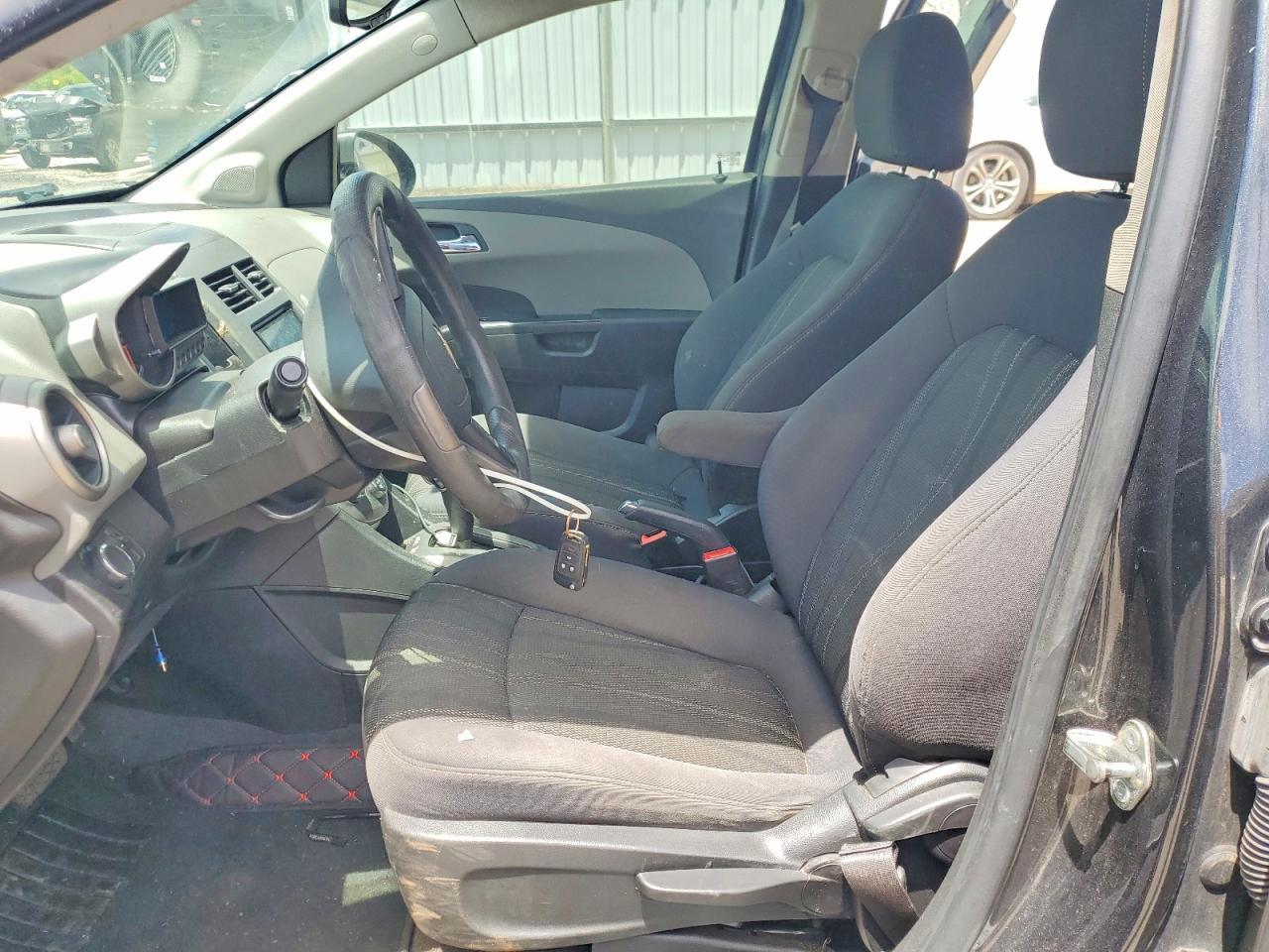 2016 Chevrolet Sonic Lt - Фото 7