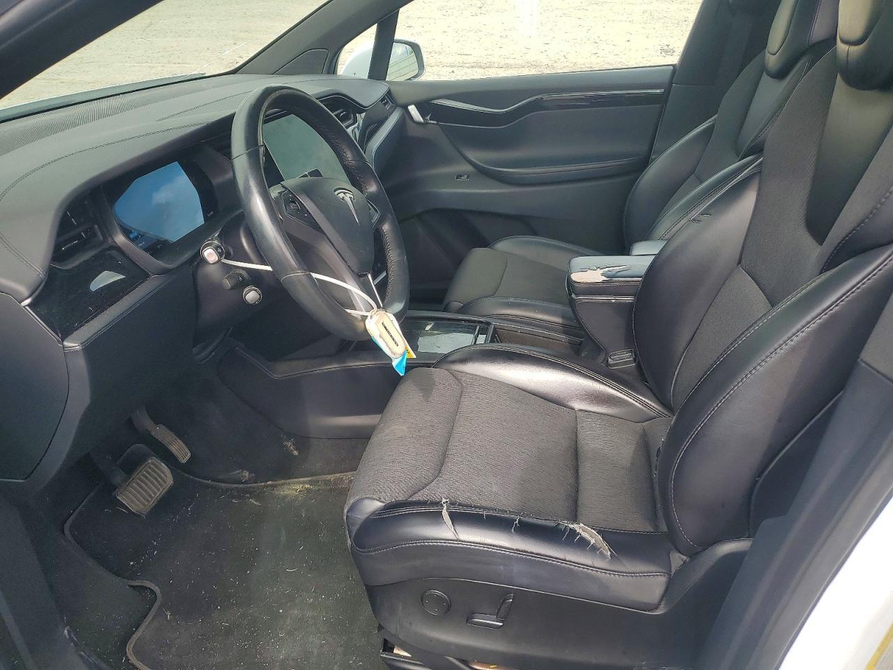 2018 Tesla Model X - Фото 7