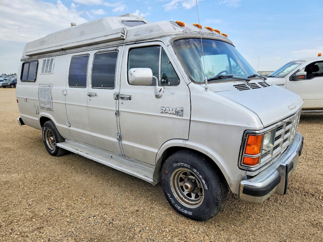 1989 Dodge Ram Van B250