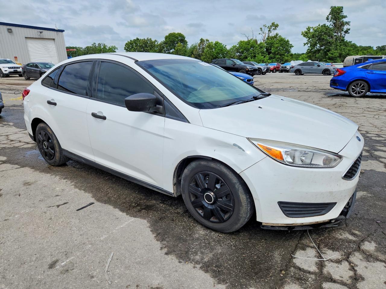 2015 Ford Focus S - Фото 4