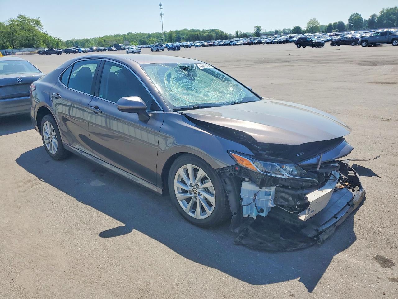 2022 Toyota Camry Le - Image 4