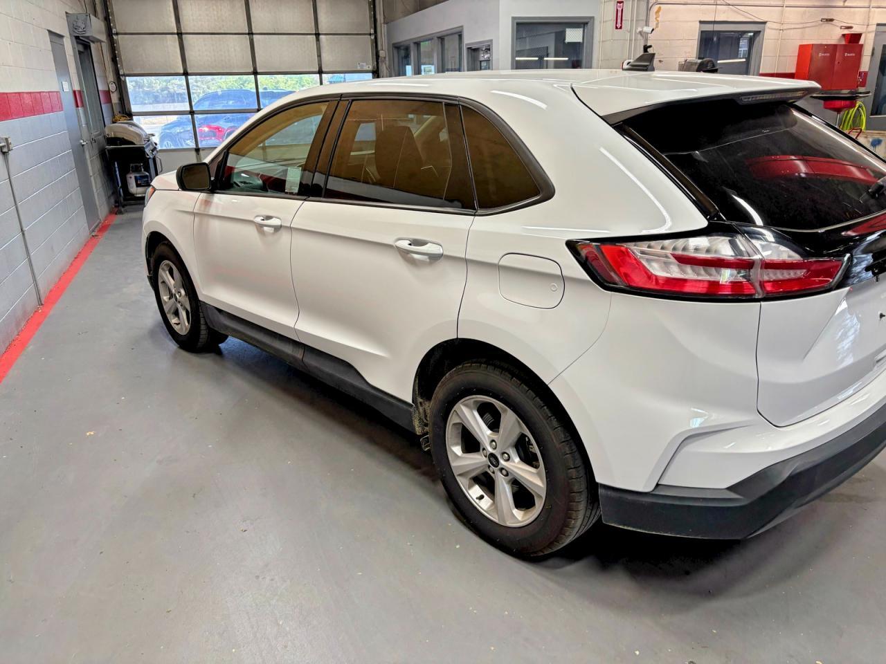 2024 Ford Edge Se - Фото 3