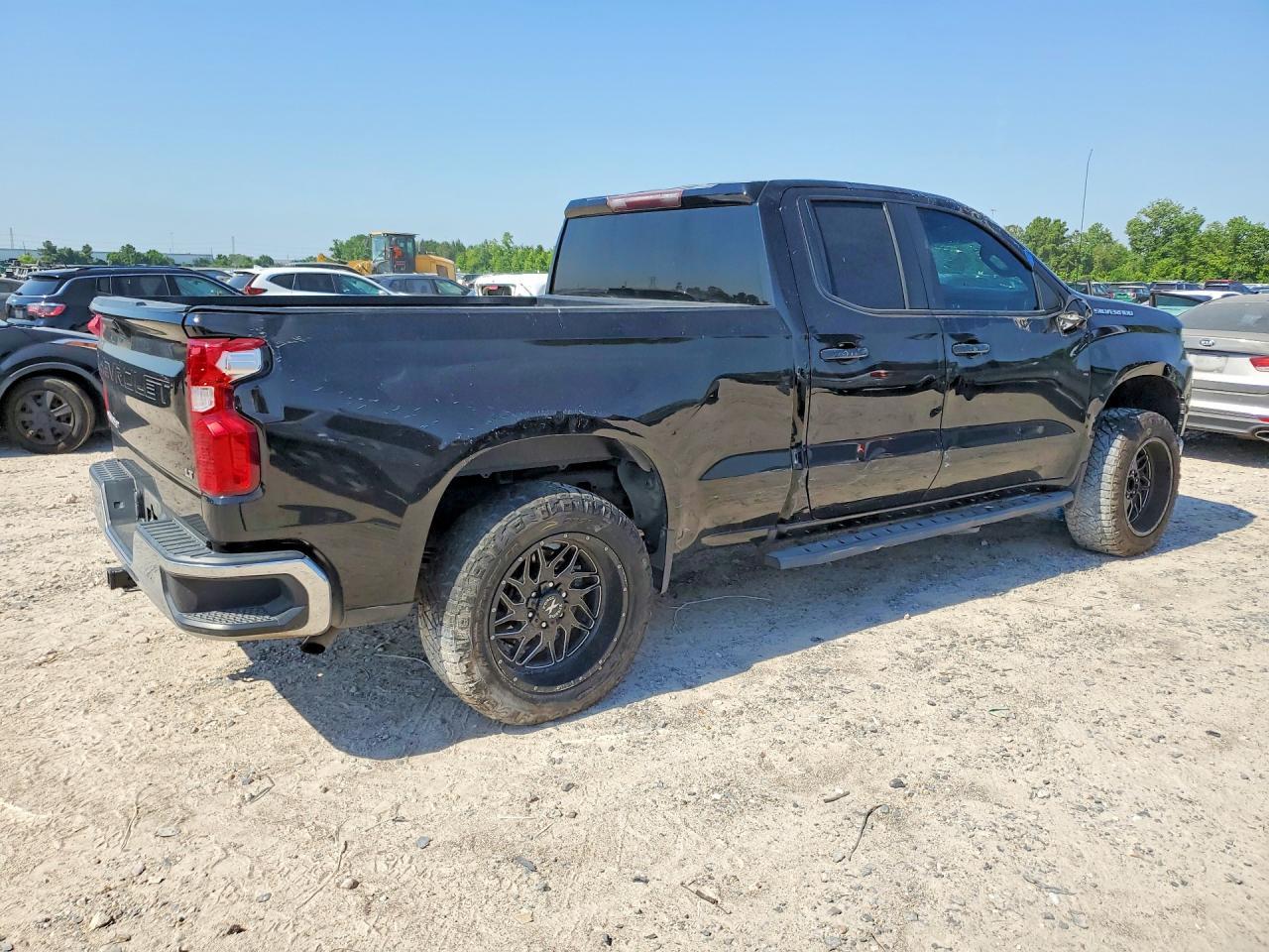 2020 Chevrolet Silverado K1500 Lt - Фото 3