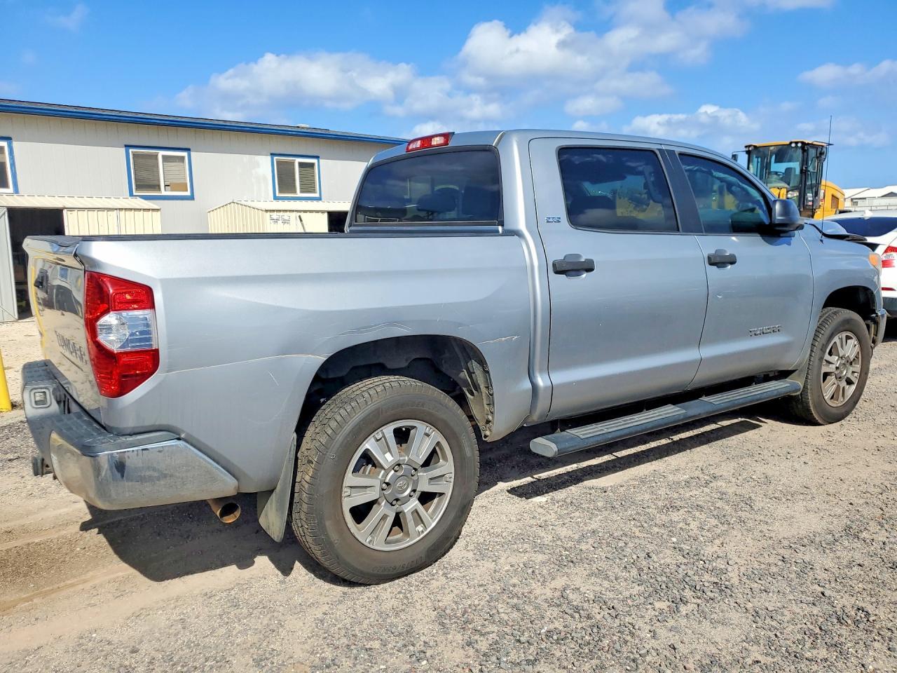 2016 Toyota Tundra Crewmax Sr5 - Фото 3