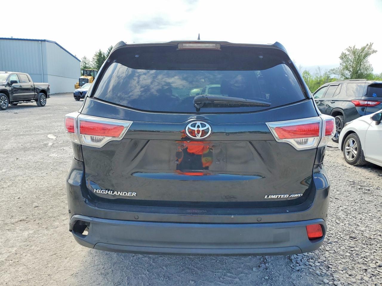 2014 Toyota Highlander Limited Platinum - Фото 6