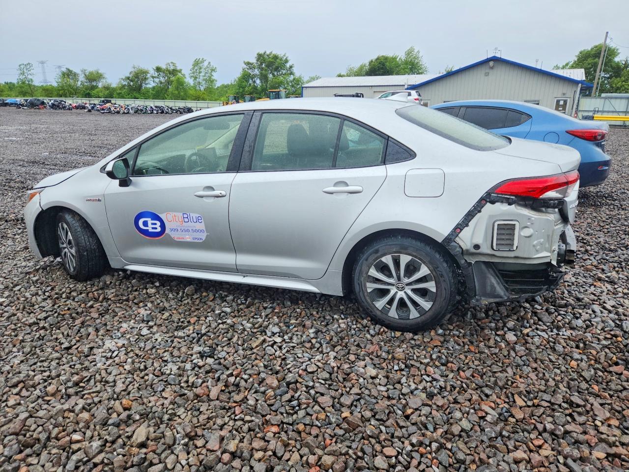2021 Toyota Corolla Le - Фото 2