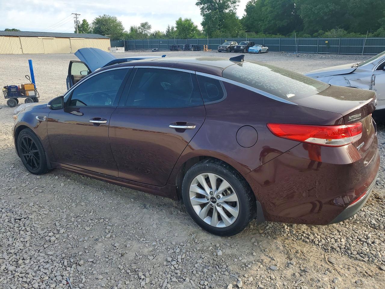 2018 Kia Optima Ex - Фото 2