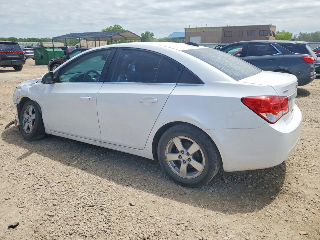 2016 Chevrolet Cruze Limited Lt - Image 2