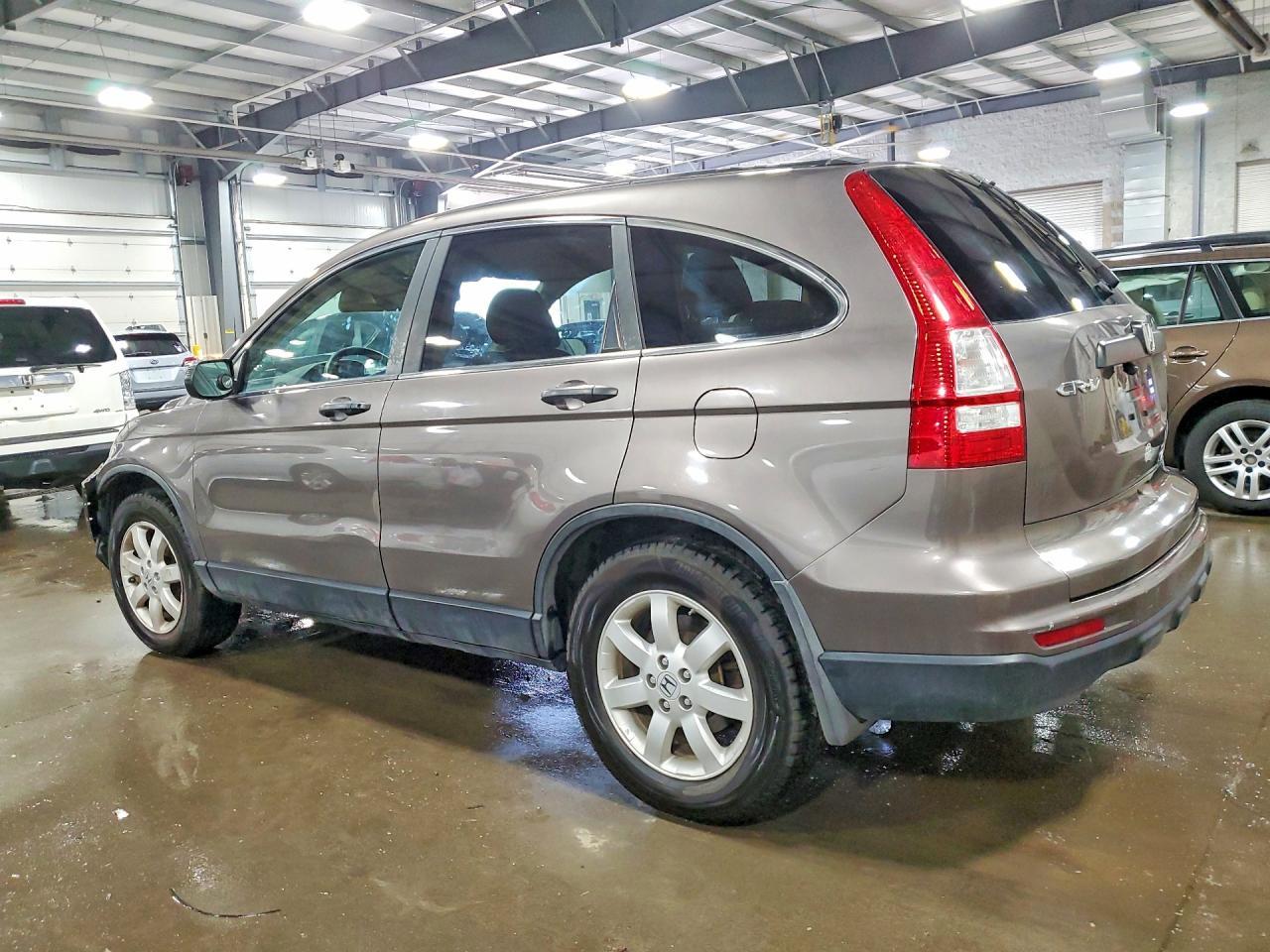 2011 Honda Cr-V Se - Image 2