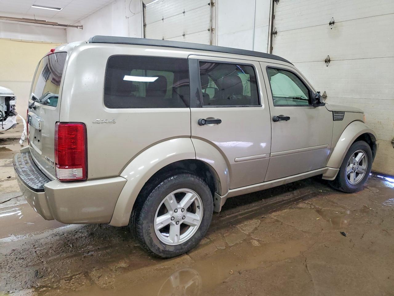 2010 Dodge Nitro Sxt - Фото 3