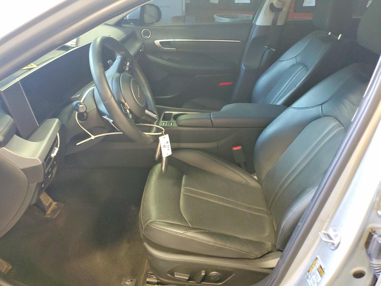 2024 Hyundai Sonata Hybrid Limited - Image 7